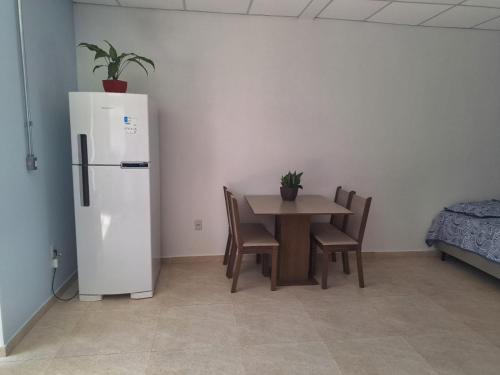 Jundiai House | Kit net com piscina para alugar