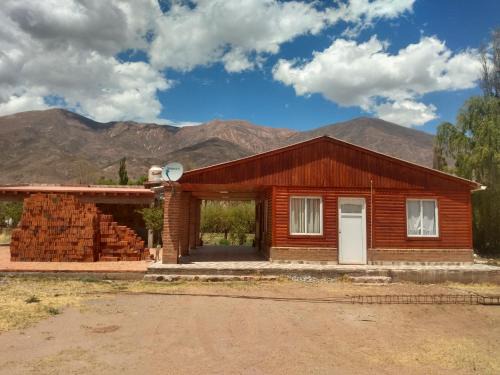 Huacalera House | La Cabaña hospedaje