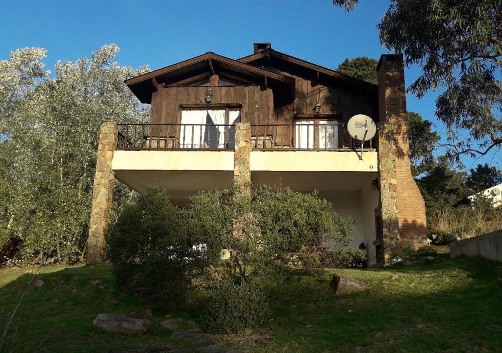 Sierra de los Padres House | La Martina