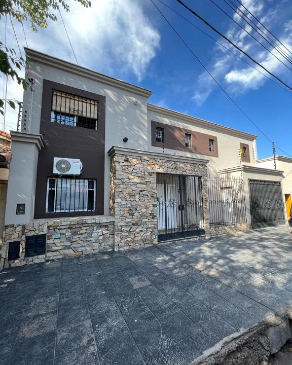 Maipu Apartment | La Tiasta