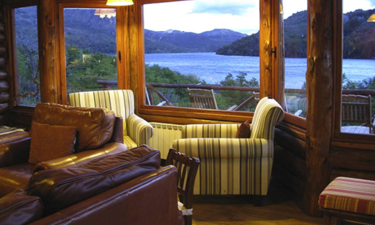 Esquel Cabin | Laguna Larga Lodge