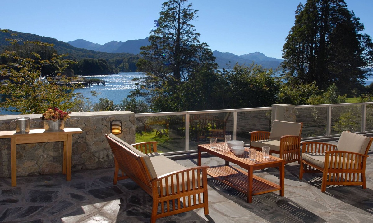 Llao Llao Villa | Lakeside House/Villa (Llao Llao Neighborhood, San Carlos de Bariloche