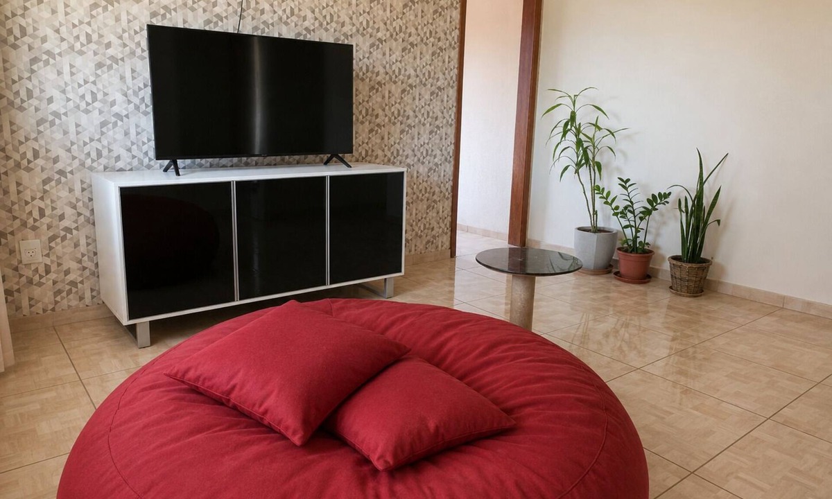 Sitio Boa Esperanca House | Large house, 2 extra-large bedrooms, office and garage (sleeps up to 4 people and pets)