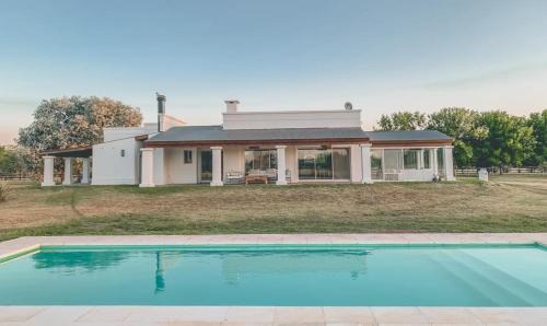 Lujan House | Las Lilas, una estancia con el encanto del campo argentino