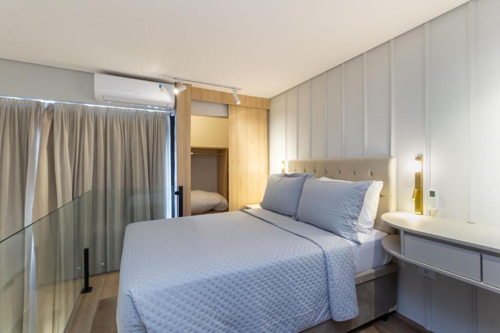 Chacara Santo Antonio Apartment | Lf6- Apartamento com mezanino e varanda Próximo do Expo Center, Aeroporto e Metro