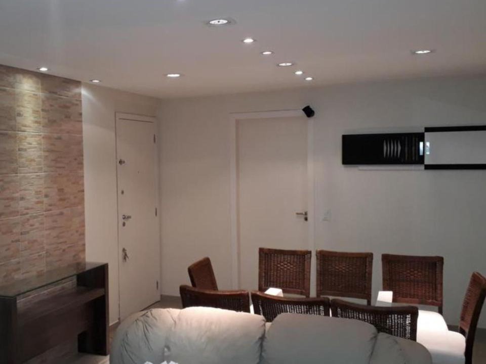Uniao da Vitoria Apartment | Lindo apartamento no coração da cidade - APARTAMENTO INTEIRO OU SEJA NÃO É COMPARTILHADO COM OUTRAS PESSOAS - Perto de tudo - 2 quartos - Ar condicionado - Churrasqueira - Cozinha completa - 120 metros quadrados ao todo - Quartos com 12 metros quadrados