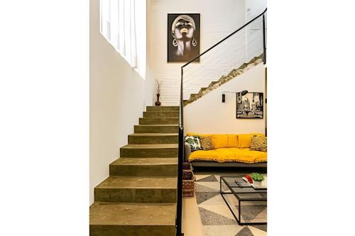 Centro House | Loft moderno e espaçoso no centro de Floripa -UN30