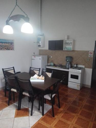 General Pico Apartment | Los Abuelos Apart Hotel