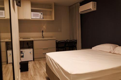 Guarapuava Apartment | Lou Suites 19 - Ar condicionado, Wi-Fi, Garagem
