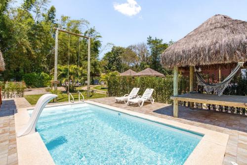 Vargem Pequena House | LUGA Tucano Cabin - Pool & Gourmet Area