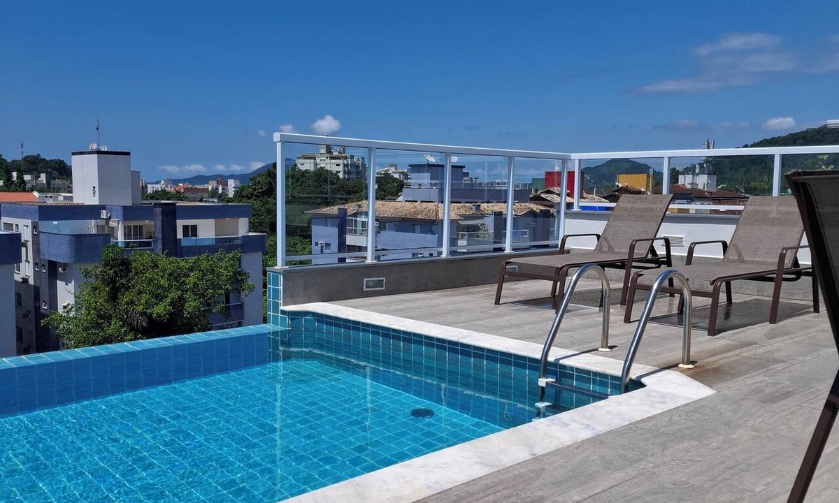 Itagua Apartment | Luxury apartment in Ubatuba, 250 meters from the beach, Wi-Fi, air conditioning.