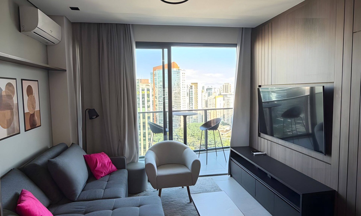 Vila Olimpia Apartment | Luxury studio apartment in Vila Olímpia - panoramic view and garage.