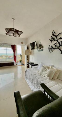 Constitucion Apartment | Mediterraneo - frente al mar, con amaneceres únicos, balcon y estacionamiento