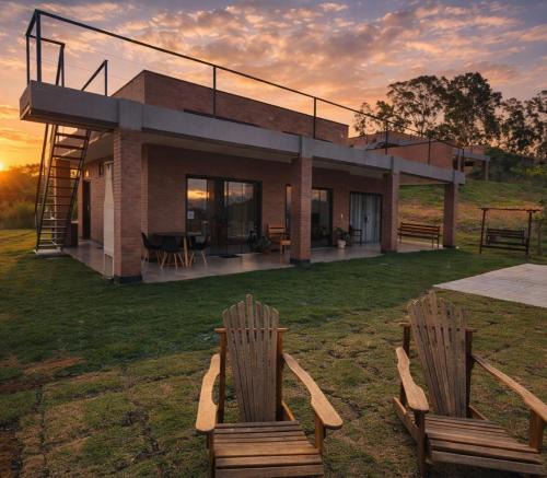 Joanopolis House | Mirante Natureza Jacuzzi Piscina e Lareira