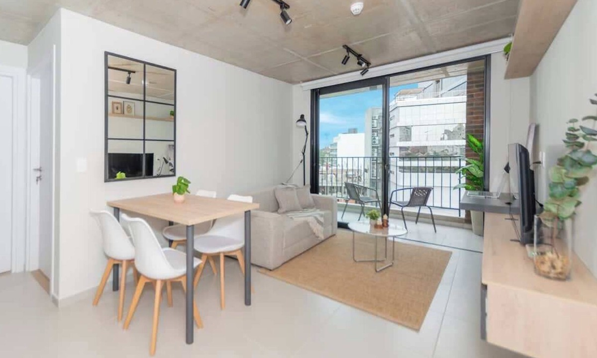 Asuncion Apartment | Modern Apt Near Malls with Pool, Gym and Views