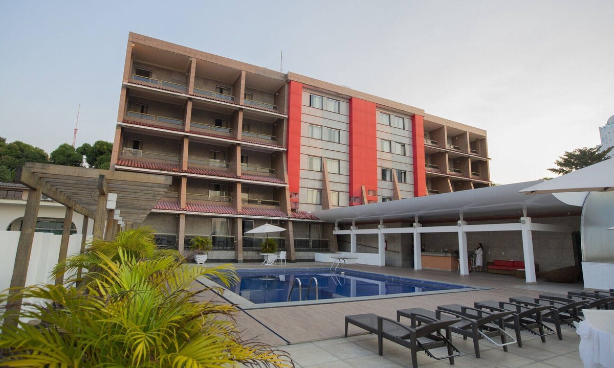 Adrianopolis Hotel | Modern Manaus Stay w/Gym, Breakfast Included | 2 mi to Teatro Amazonas