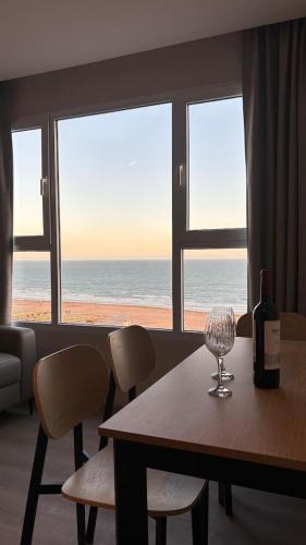 Necochea Apartment | Monoambiente vista al mar y piscina