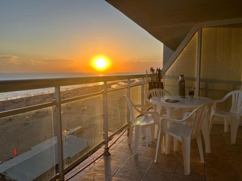 Monte Hermoso Apartment | Monte Hermoso frente al mar