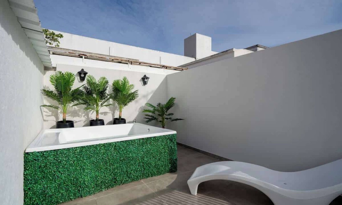 Villa Crespo House | MOT + Plaza Cortazar - 4 Bd BBQ & Pool