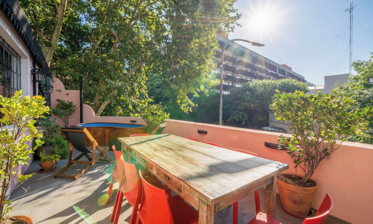 Colegiales House | MOT Rentals + Dorrego House - Pool in Palermo Hollywood