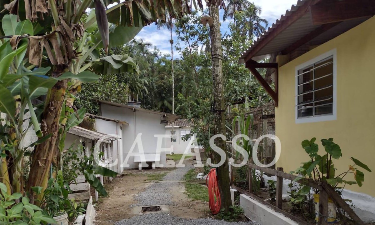 Caiubura Cottage | Nice country house with heated pool