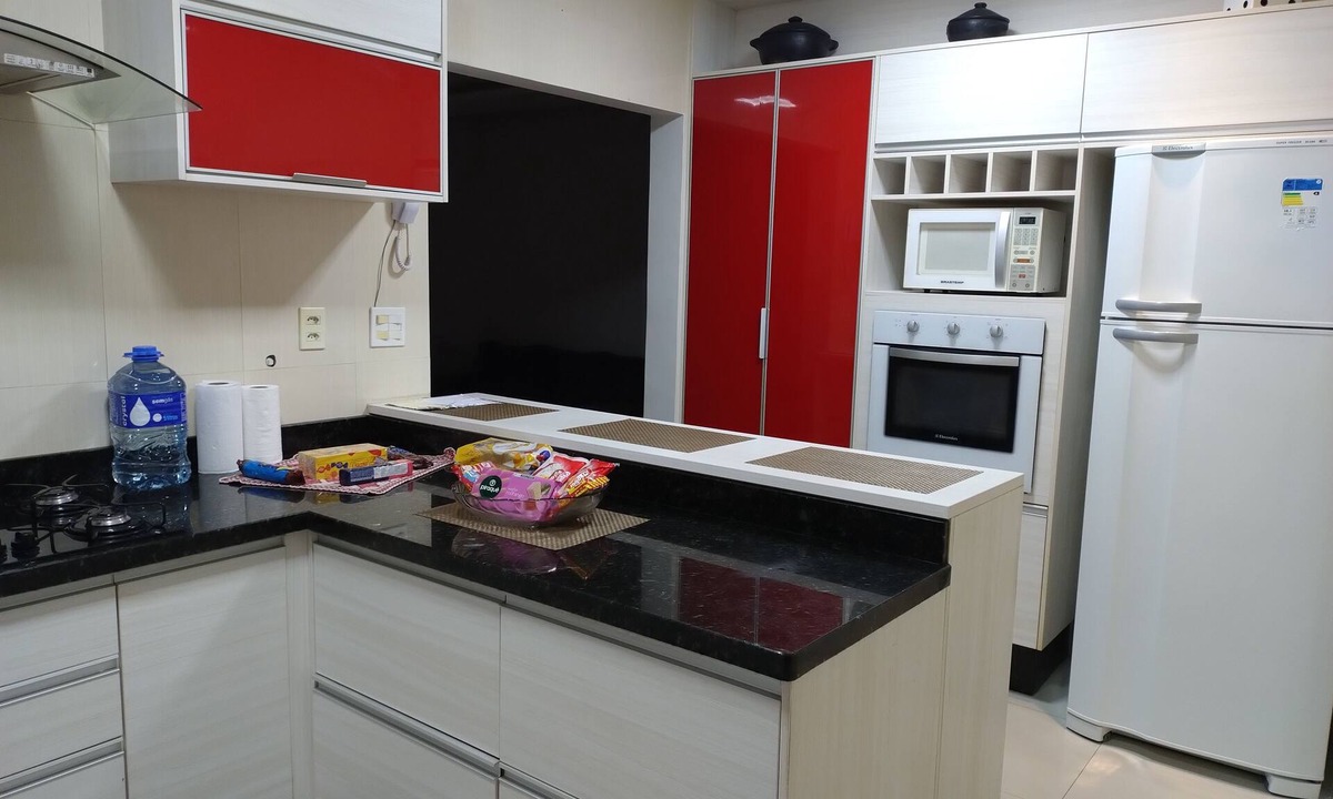 Marape Apartment | Orchid farm and beach