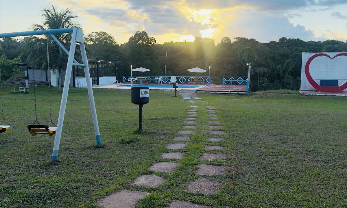 Presidente Figueiredo Hotel | Parque hotel