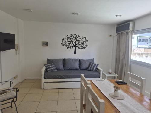 Lomas de Zamora Apartment | PASAJE EN EL CENTRO DE LOMAS