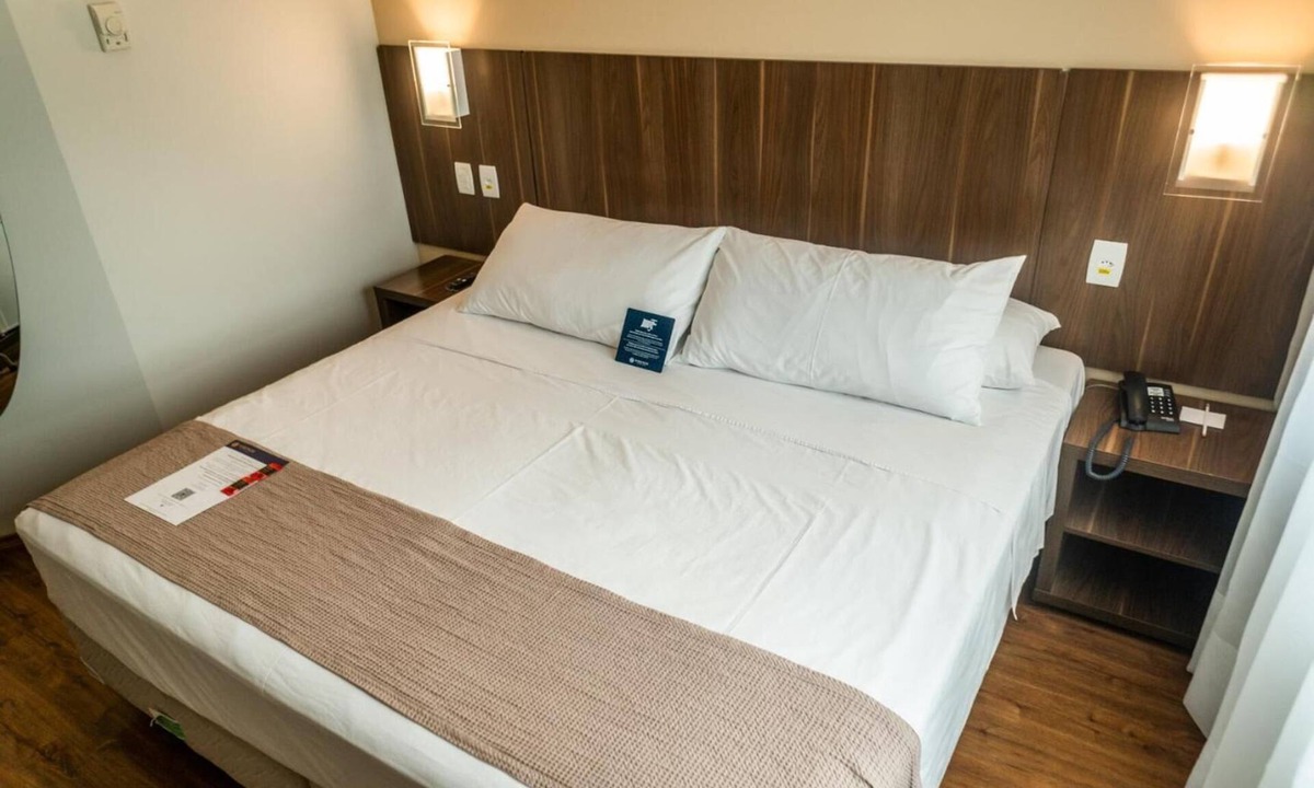 Centro Hotel | Passa Vinte Stay | Central Palhoça Location | Pets Are Allowed