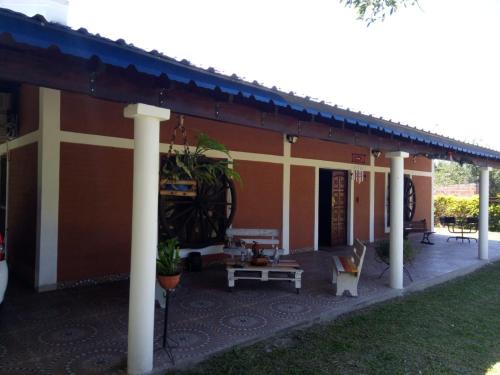 Colonia Carolina House | Peñemboha Katu