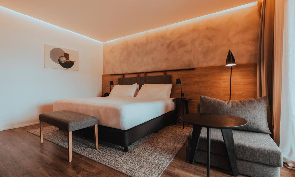 Villa General Belgrano Hotel | Plush Room w/Spacious Balcony + Breathtaking Scenery | Free Breakfast