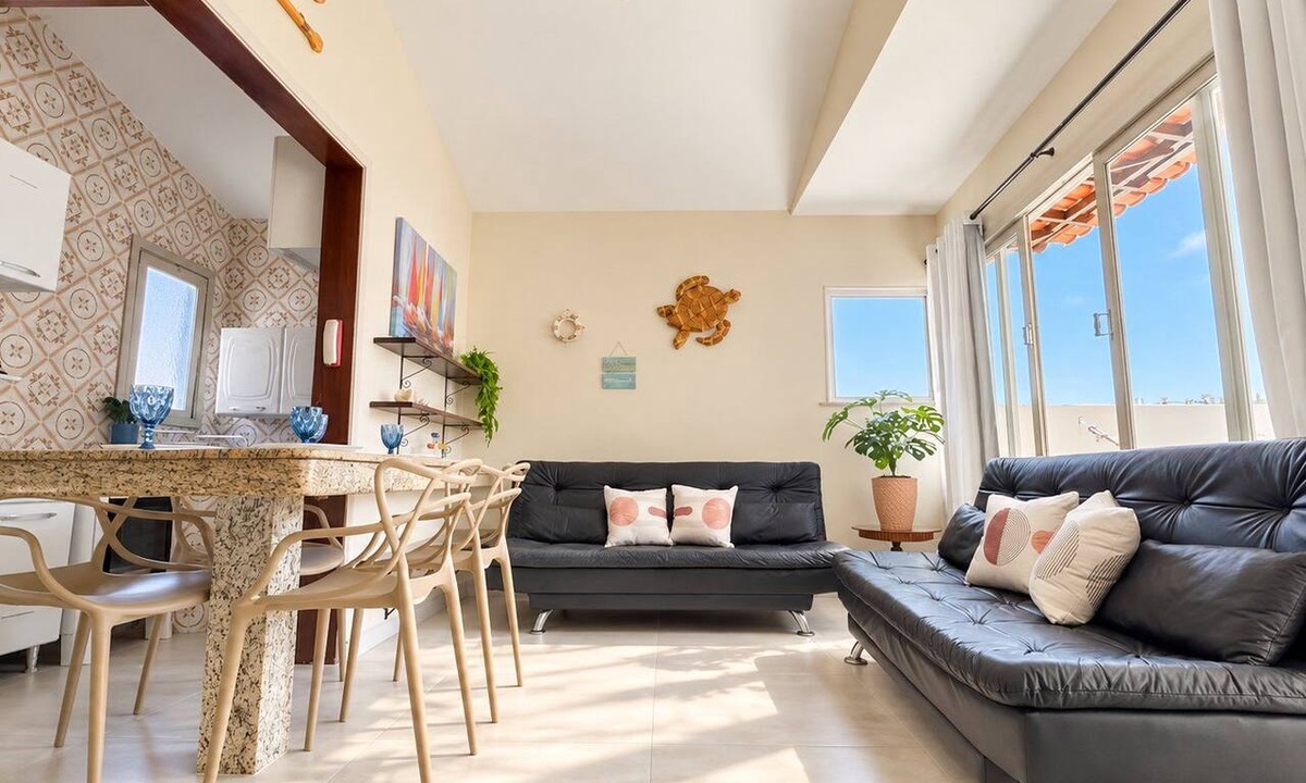 Canal Apartment | Pool and sauna in Portinho, Cabo Frio