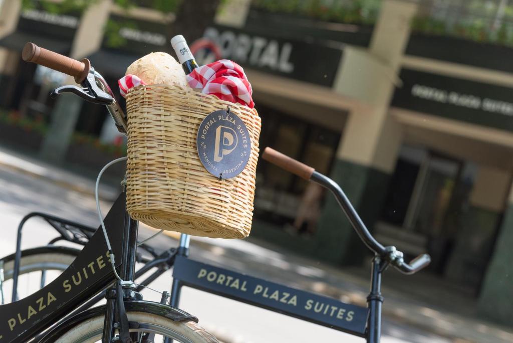 Historic Center Hotel | Portal Plaza Suites