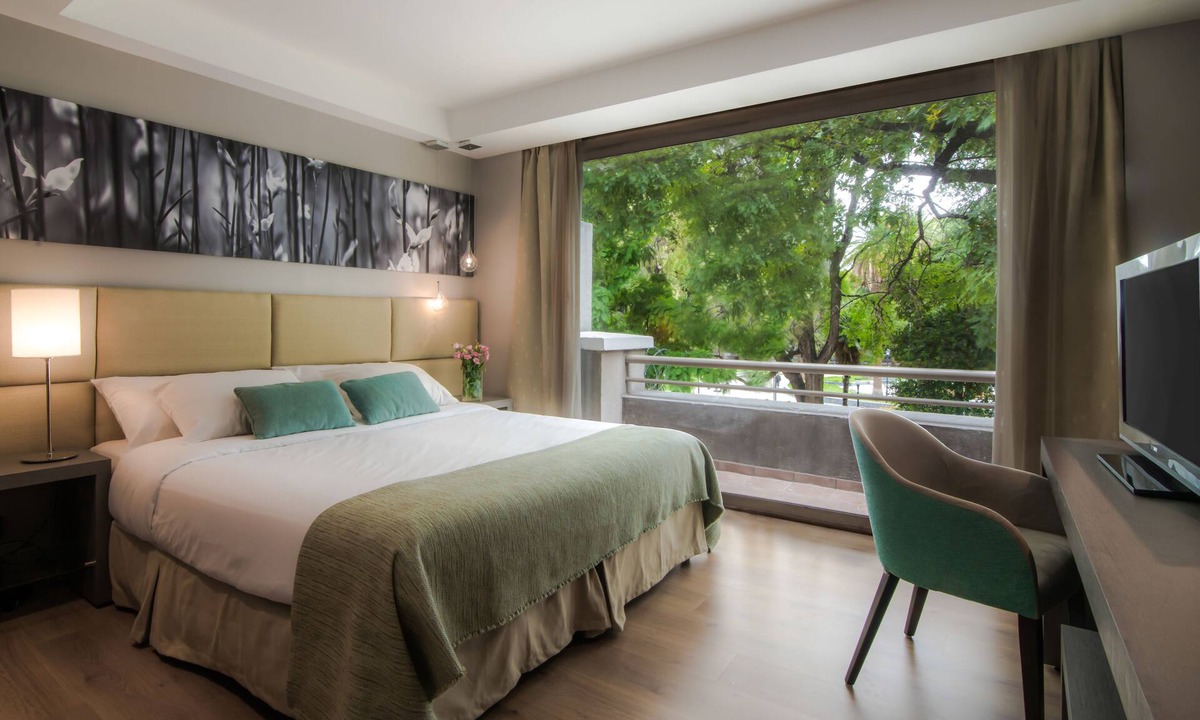 Historic Center Hotel | Portal Plaza Suites