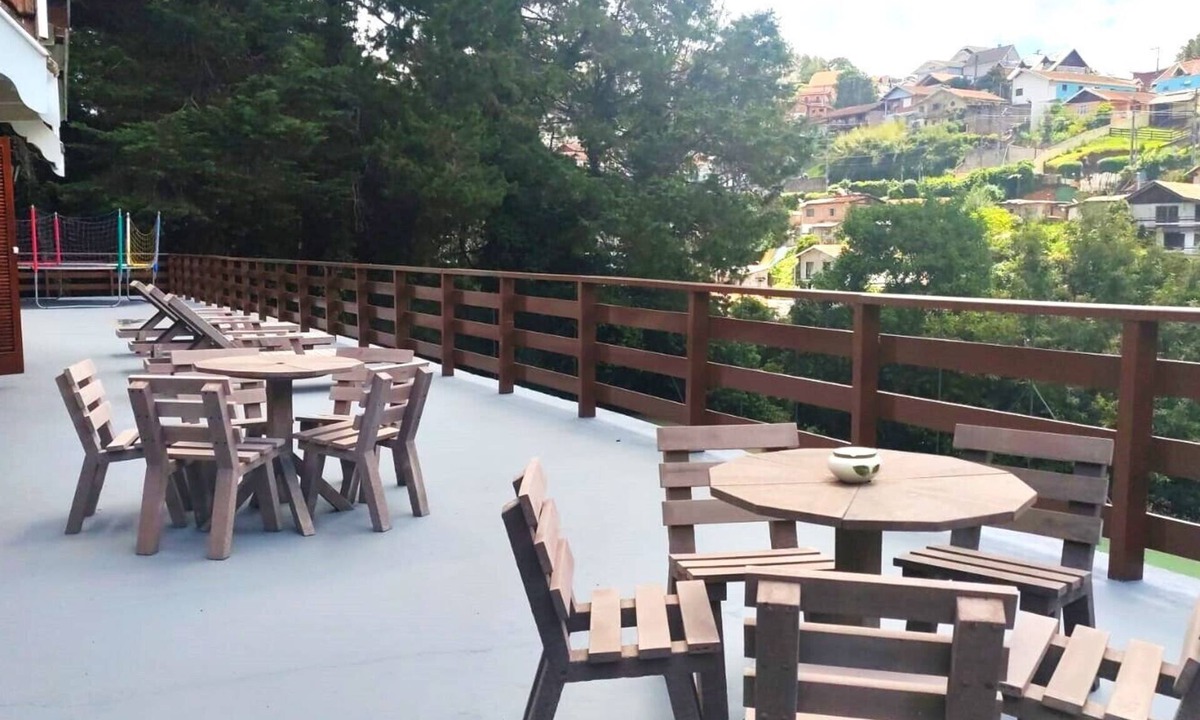 Jardim Andira Hotel | Pousada Château dos Fontes