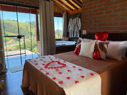 Camanducaia Hotel | Pousada da Cachoeira - Chalé Refúgio nas Montanhas