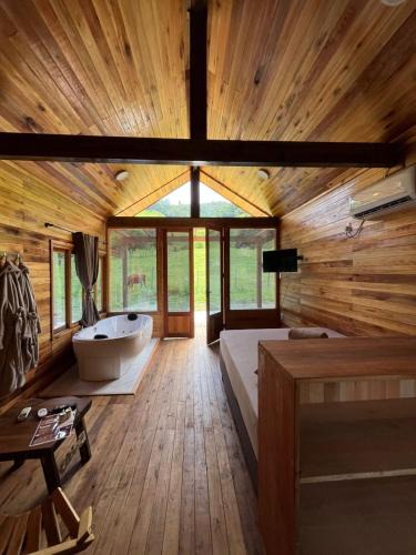 Sao Bonifacio Cabin | Pousada e fazenda mato verde