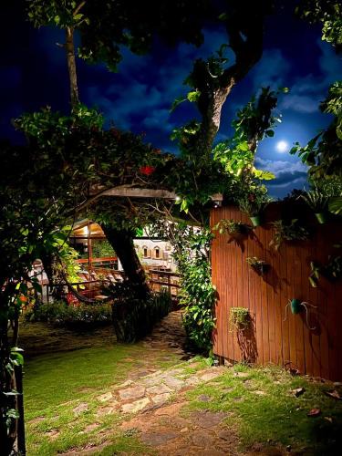 Floresta Velha Hotel | Pousada Naiepe