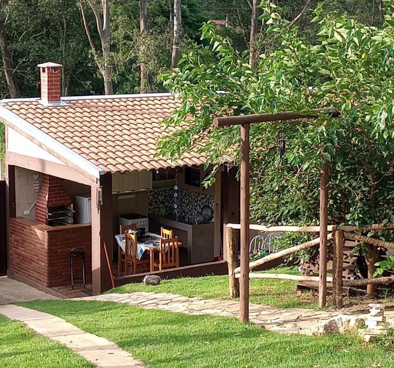 Bueno Brandao Hotel | Pousada Turmalina Suíte e Cozinha