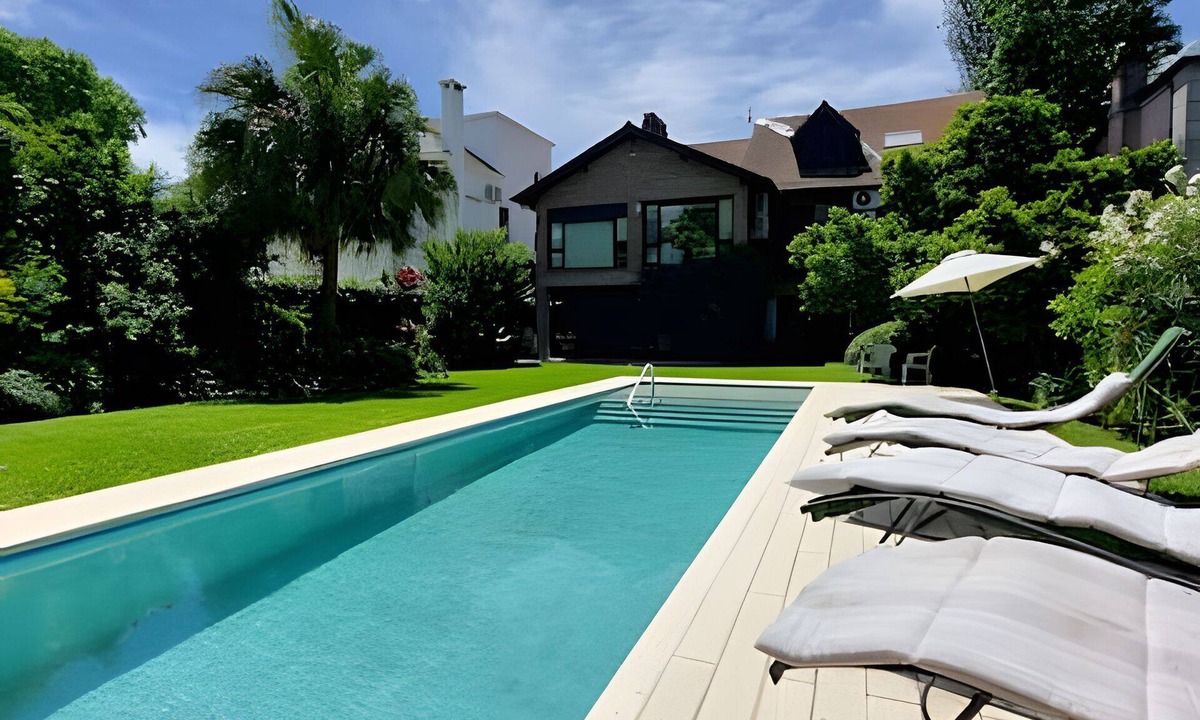 San Isidro House | Premium House with Pool and Cleaning · San Isidro