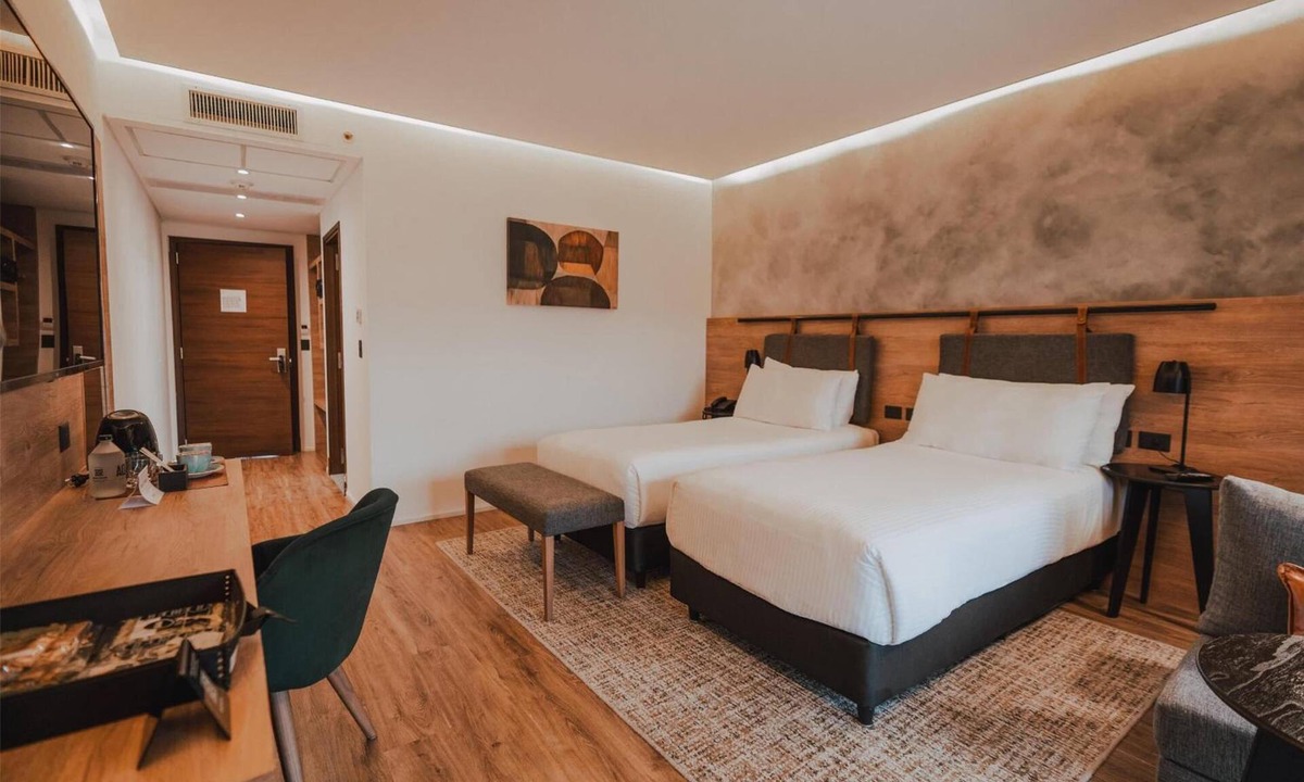 Villa General Belgrano Hotel | Premium Mountain View Suite w/Balcony | Near Los Molinos Dam & Calamuchita