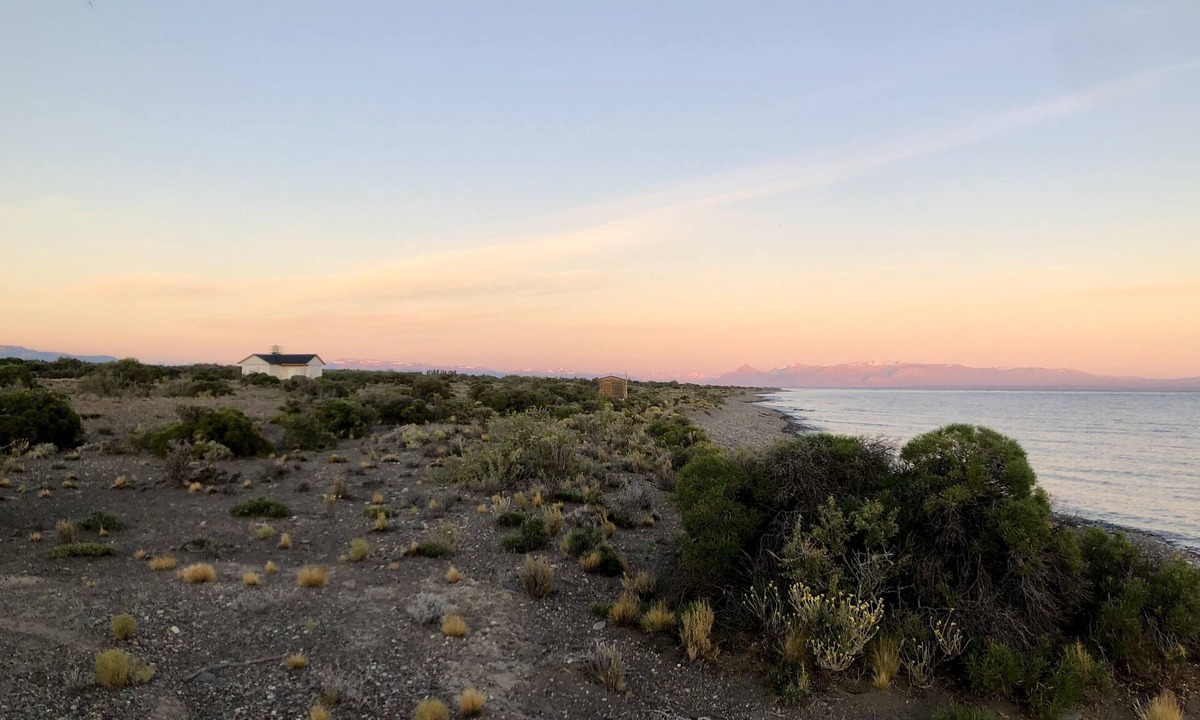 Los Antiguos House | Private country house near Los Antiguos; Patagonia landscape with amazing views.