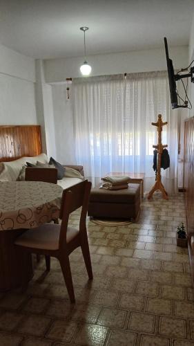 Punta Mogotes Apartment | Punta Mogotes Depar con Cochera 2 pers 4 cdas playa Impecable