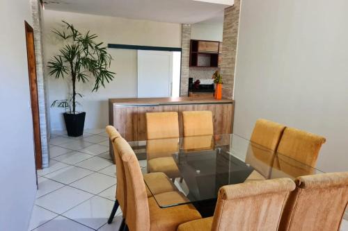 Coqueiral Apartment | Refúgio Amplo e Central - 200m para sua tribo
