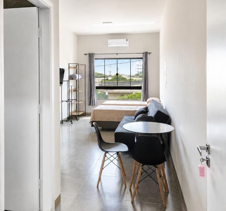 Iturama Apartment | Refúgio Urbano, apto 04, cesta de Boas Vindas com bolachinhas e cafés