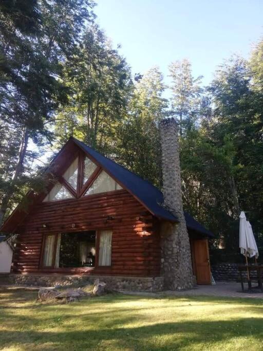 Esquel Ski Chalet | Refugio Turístico en Lago Futalaufquen