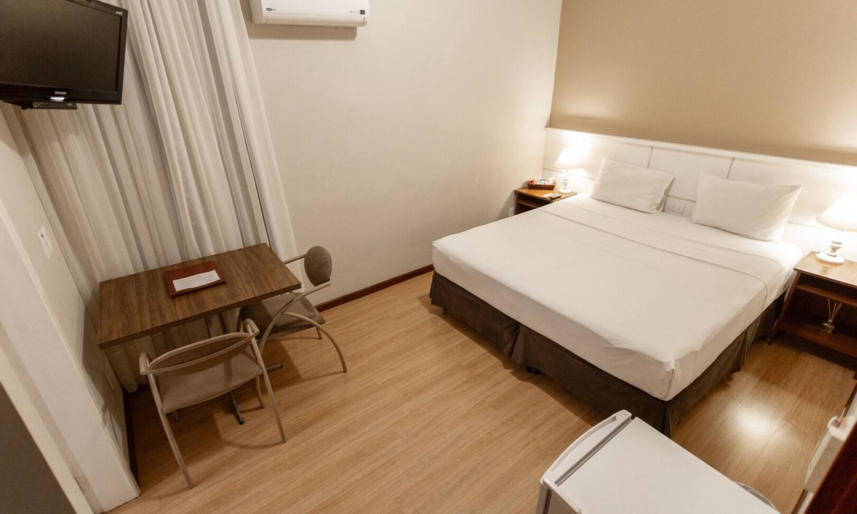 Centro Hotel | Renovated Historic-Style Room Perfect for Exploring Downtown’s Best Spots
