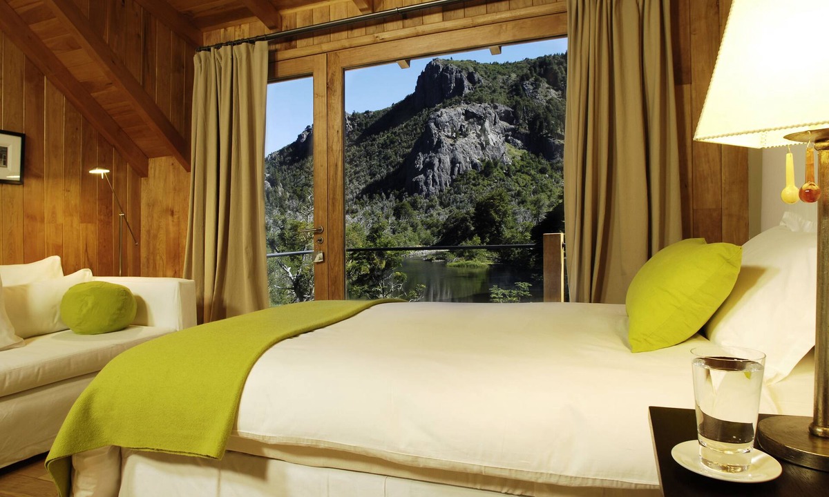 Lanin National Park Hotel | Rio Hermoso Hotel De Montaña