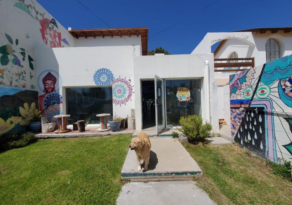 Rada Tilly Hostel | Roots Backpackers