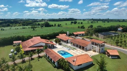 Quadra House | Sítio próximo Betel piscina churrasqueira lazer 46
